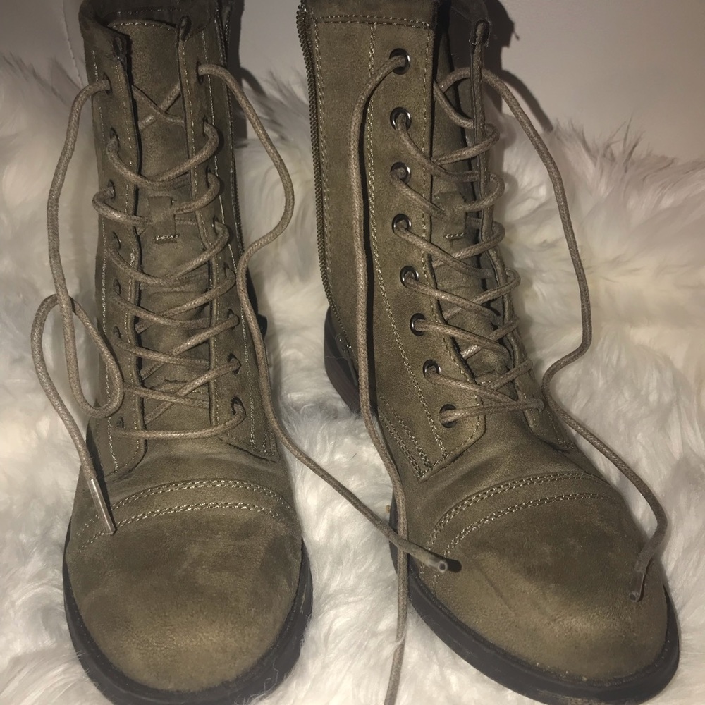 Report Combat Boots